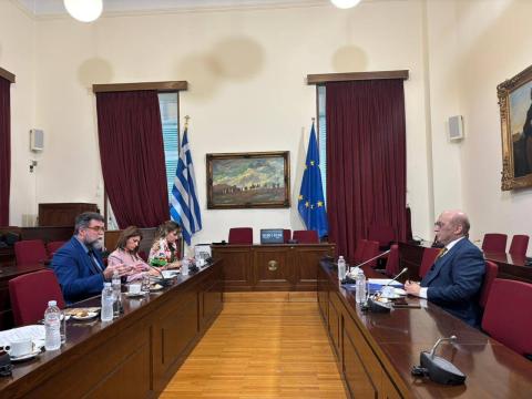 Armenian ambassador meets Greek legislators
