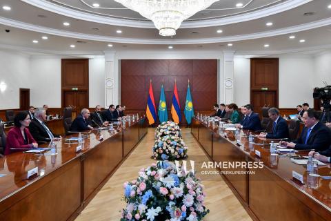 Встреча с премьер-министром Казахстана Олжасом Бектеновым