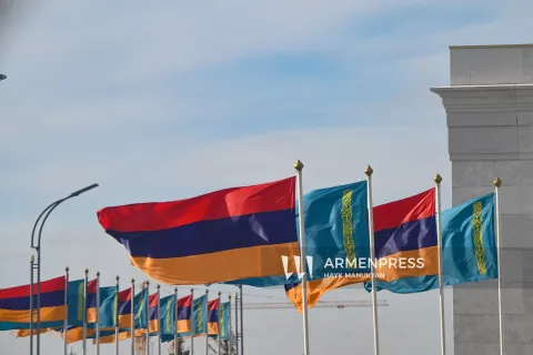 Ermenistan ve Kazakistan ondan fazla anlaşma imzalayacak