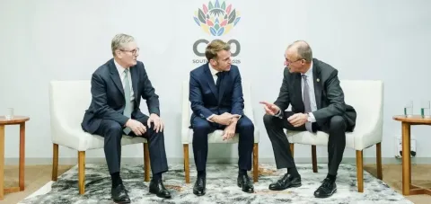 Мерц, Макрон и Стармер договорились с Рубио об ускорении подготовки гарантий безопасности для Киева