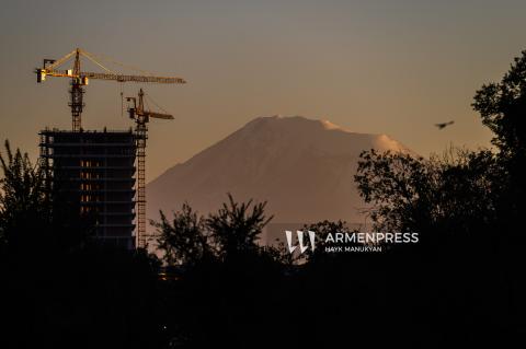 Prime Minister orders new task forces to tackle Yerevan air pollution and traffic congestion