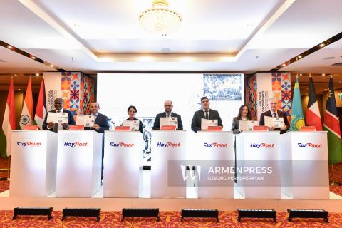 Մարվեց և շրջանառության մեջ դրվեց «Գյումրու դարբնության ավանդույթը»  թեմայով նամականիշը