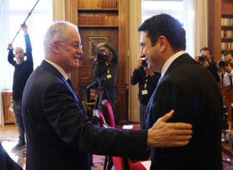 亚美尼亚议会议长会见希腊总统