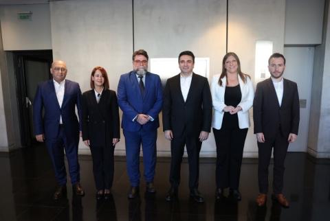 Alen Simonyan a rencontré le président du groupe d’amitié parlementaire Grèce–Arménie