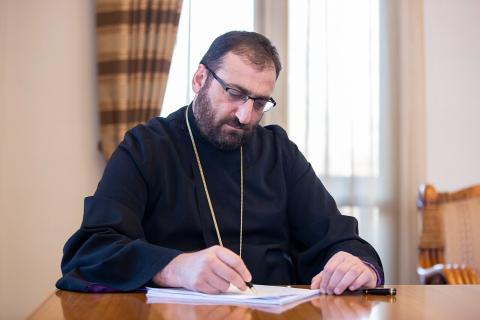 亚美尼亚使徒教会大主教宣布目前他不打算终止职务