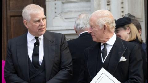 Король Великобритании лишил своего брата еще двух почетных титулов