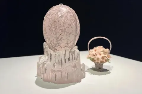 L'Œuf d'Hiver Fabergé a été vendu aux enchères à Londres pour la somme record de 30 millions de dollars
