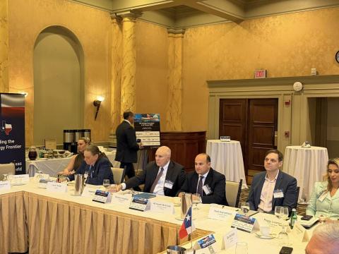 سفیر ارمنستان در آمریکا در ششمین همایش «نوآوری انرژی و هوش مصنوعی» شرکت کرد