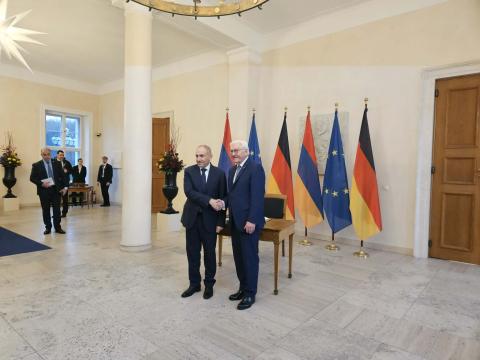 Состоялась встреча Никола Пашиняна и Франк-Вальтера Штайнмайера