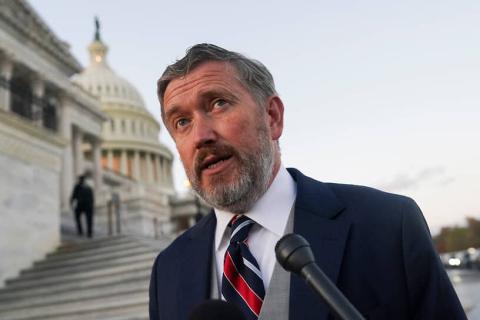 Конгрессмен Томас Месси внес законопроект о выходе США из НАТО