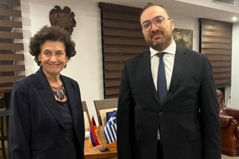 Armenian foreign ministry official, IDIS Executive Director hold meeting