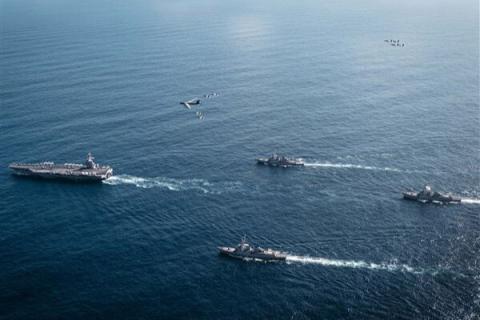 ԱՄՆ ավիակիրը հարվածի հեռավորության վրա մոտեցել է Վենեսուելայի ափերին