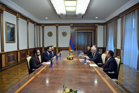 «Սևան ստարտափ սամմիթ»-ի հիմնադիրը ՀՀ նախագահին է ներկայացրել նոր սմարթ քաղաքի կառուցման հայեցակարգի վերաբերյալ իր տեսլականը