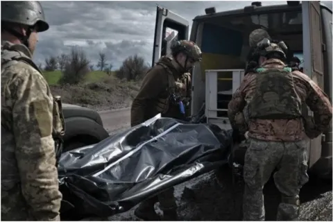 Россия и Украина провели очередной обмен телами погибших военных