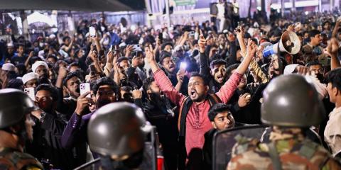 Բանգլադեշում բողոքի ցույցեր են անցկացվում երիտասարդ առաջնորդի մահից հետո