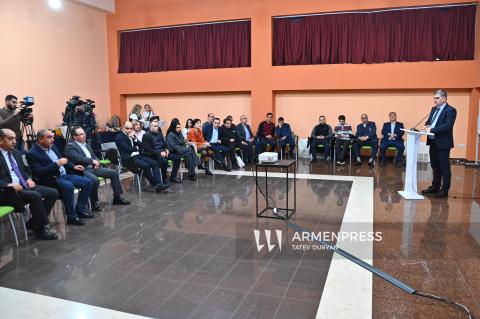 Debate sobre la investigación "El sector minero de Armenia en cifras"