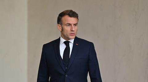 France to build new aircraft carrier - Macron