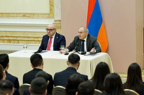 Սանկտ Պետերբուրգի հայ համայնքի հետ հանդիպմանը Նիկոլ Փաշինյանն անդրադարձել է Պուտինի հետ հանդիպմանը քննարկված հարցերին
