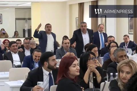 Ձեր չափերը ճանաչեք. Ավինյանը նախազգուշացրեց ընդդիմությանը