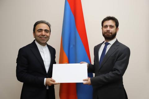 Արտաքին գործերի նախարարի տեղակալն ընդունել է ՀՀ-ում Իրանի նորանշանակ դեսպանին