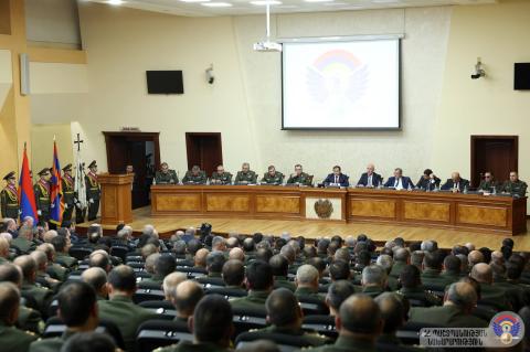 Состоялось заседание коллегии при министре обороны