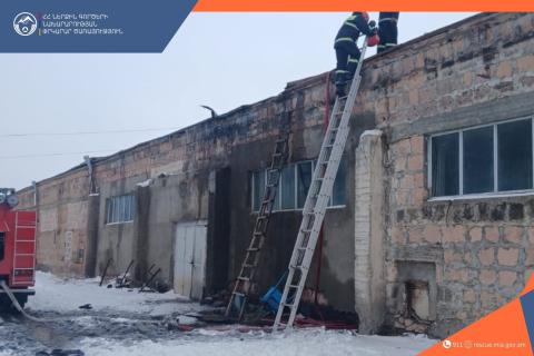 Հրշեջներին հաջողվել է կանխել Վարդենիսում բռնկված հրդեհի տարածումը