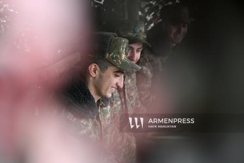 Visita a unidad militar en vísperas de Año Nuevo