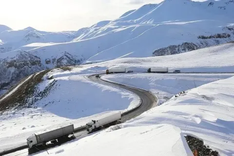 Автомагистраль Степанцминда-Ларс открыта для всех типов транспортных средств