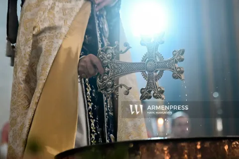 Սուրբ ծննդյան ճրագալույց և Աստվածհայտնության տոն