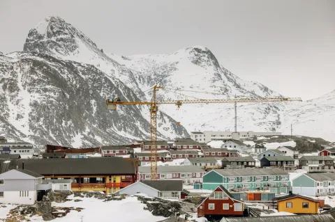 Германия планирует инициировать создание миссии НАТО в Гренландии - Bloomberg