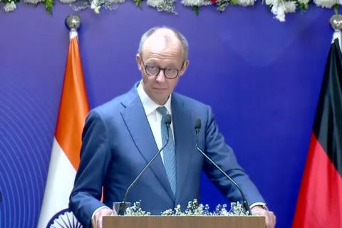 Канцлер Германии назвал действия против иранских протестующих «признаком слабости»