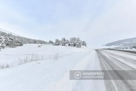 Дорога на Верхний Ларс закрыта из-за опасности схода лавин