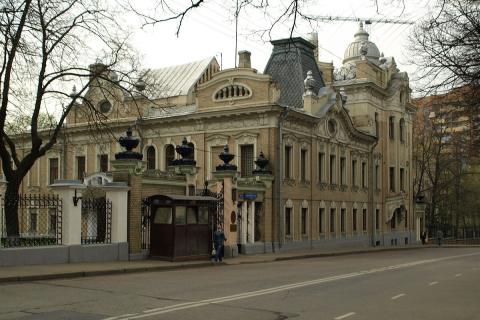 Посольство Индии рекомендовало своим гражданам покинуть территорию Ирана