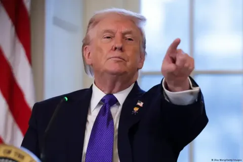 Թրամփը հայտարարել է, որ Իրանի գործընկերների դեմ մաքսատուրքերն ուժի մեջ են մտել