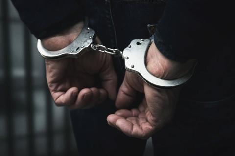 Ձերբակալվել են ՊԵԿ-ում ղեկավար պաշտոն զբաղեցնող անձինք