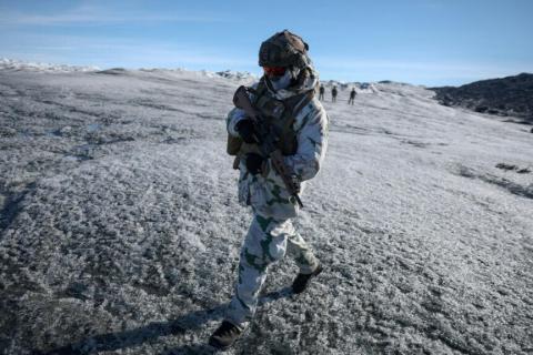 Գրենլանդիա են ժամանել առաջին զինվորականները Եվրոպայից