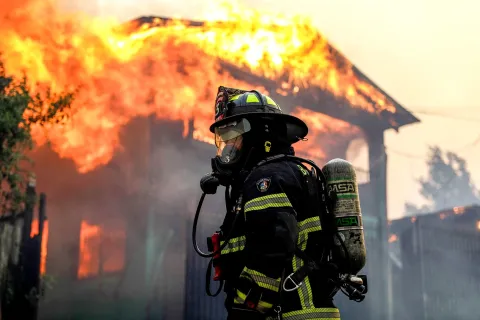 В Чили объявлено чрезвычайное положение из-за пожаров