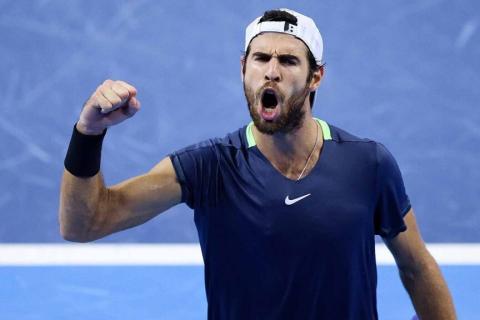 Теннисист Карен Хачанов стартовал победой на Открытом чемпионате Австралии