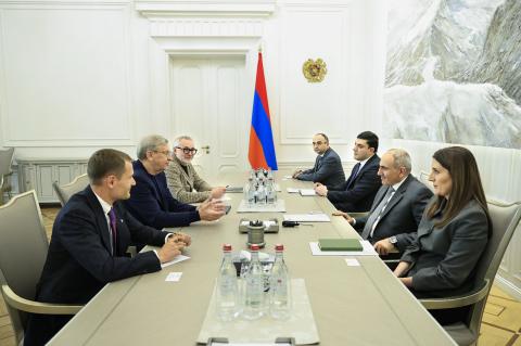 PM Pashinyan, Russian businessman Yevtushenkov discuss Armenia’s economic development