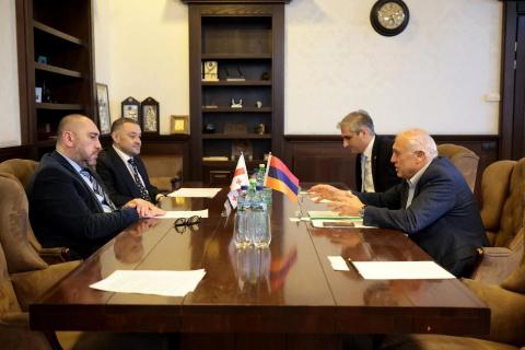 აშოტ სმბატიანი ზურაბ აბაშიძესა და ბექა ოდიშარიასთან ერთად განიხილა ქართველი და სომეხი ხალხების შორის კულტურული ურთიერთობების გაღრმავების საკითხები