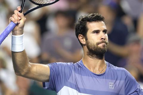 Теннисист Карен Хачанов завершил выступление на Australian Open