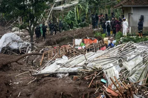 Ճավա կղզում առնվազն ութ մարդ է զոհվել սողանքի հետևանքով