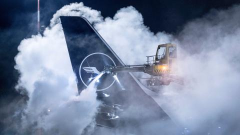 Ֆրանկֆուրտի օդանավակայանը շուրջ 100 չվերթ է չեղարկել անբարենպաստ եղանակի պատճառով