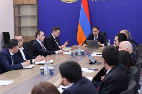 ՀՀ ՏԿԵ նախարարն աշխատանքային խորհրդակցություն է անցկացրել