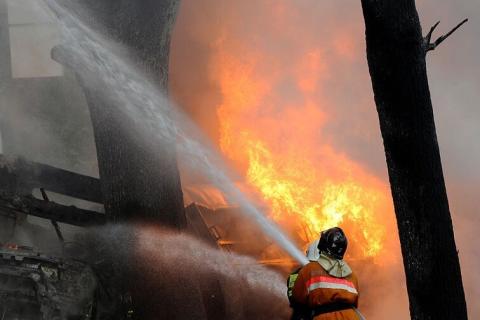 В пакистанском городе Карачи в здании торгового центра вспыхнул пожар