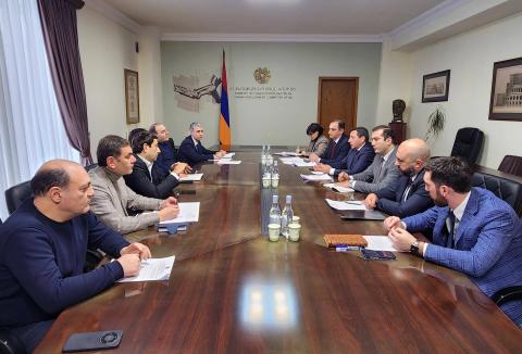Քաղաքաշինության կոմիտեի և ՔՏՀԱ տեսչական մարմնի պաշտոնյաները քննարկել են ոլորտային հարցեր