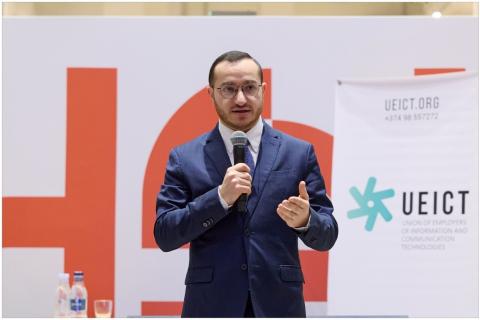 Министр ВТП Армении присутствовал на мероприятии Союза работодателей