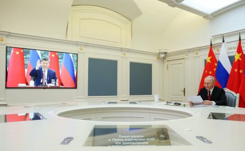 Путин и Си Цзиньпин провели переговоры в формате видеоконференции