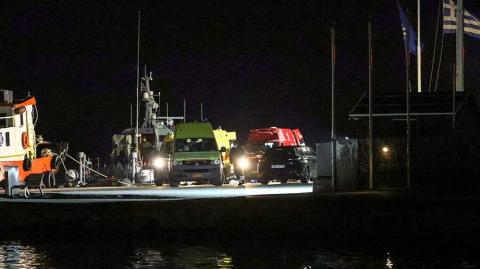 У греческого острова в результате столкновения с катером береговой охраны погибли 14 мигрантов