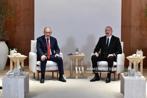 Reunión entre Pashinyan y Aliyev en Abu Dabi